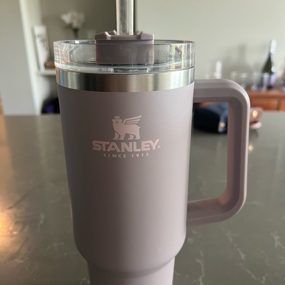 Stanley Tumbler Collection - Picture 5 of 6